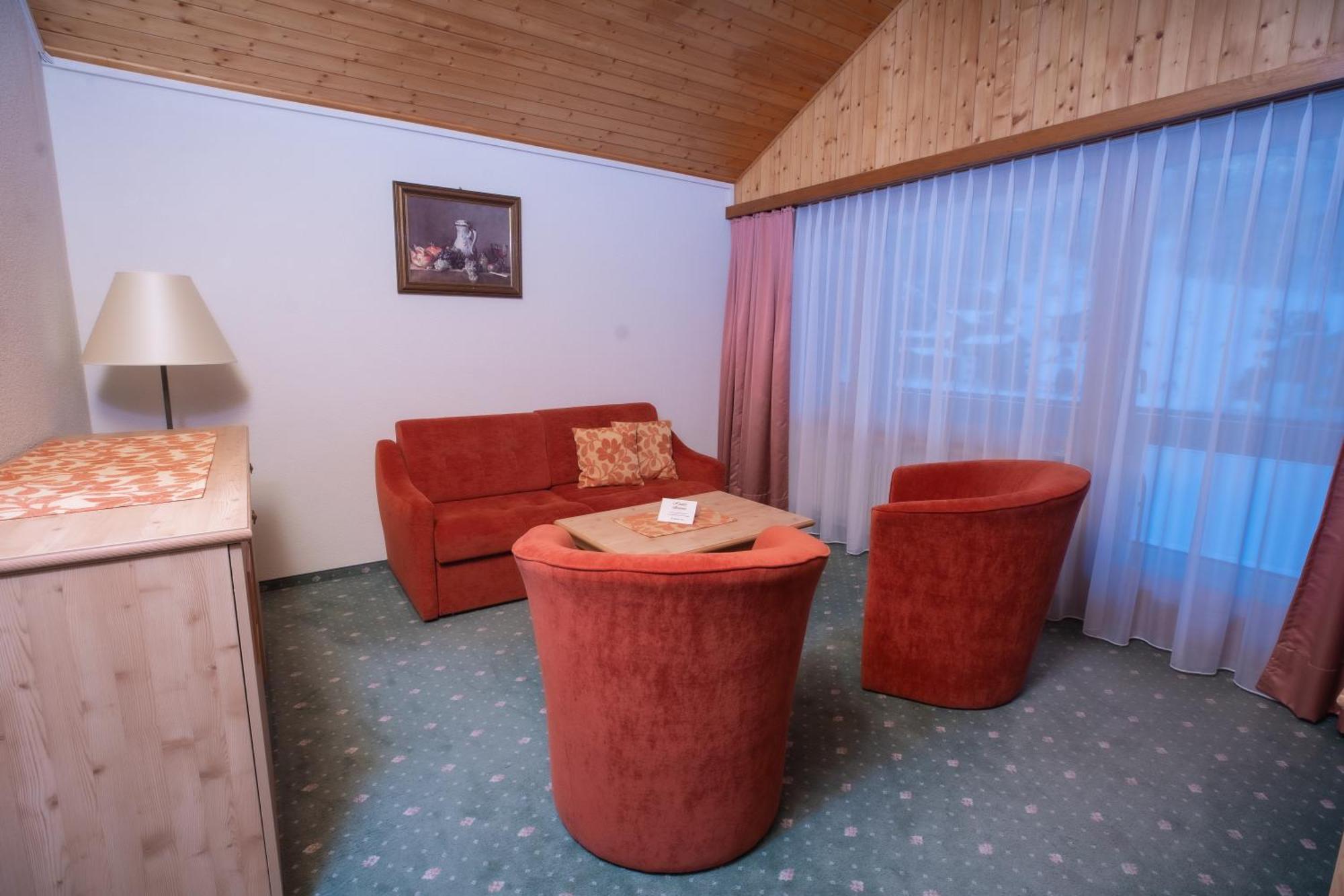 Hotel Alpenhof 사스-알마겔 외부 사진