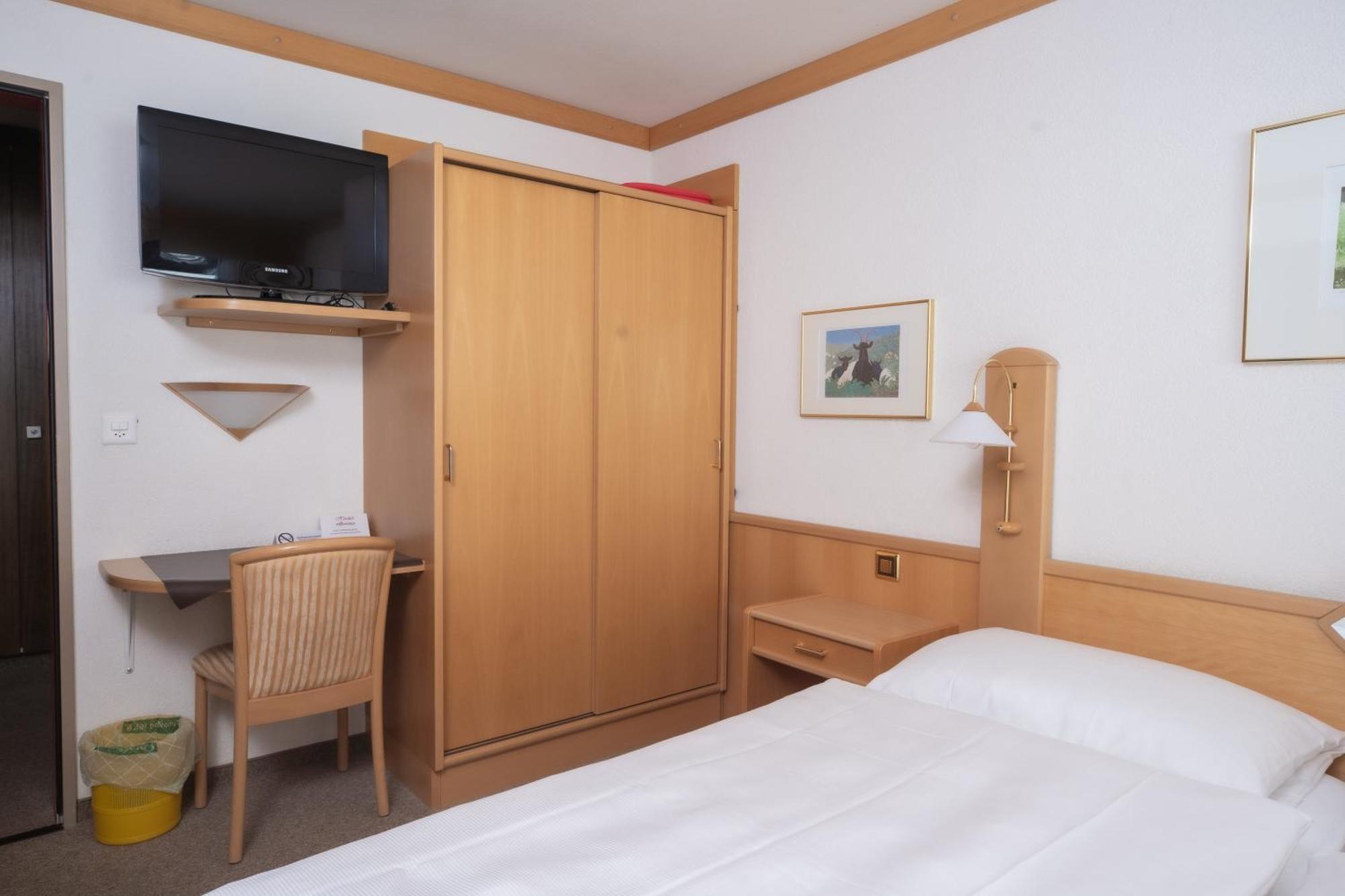 Hotel Alpenhof 사스-알마겔 외부 사진